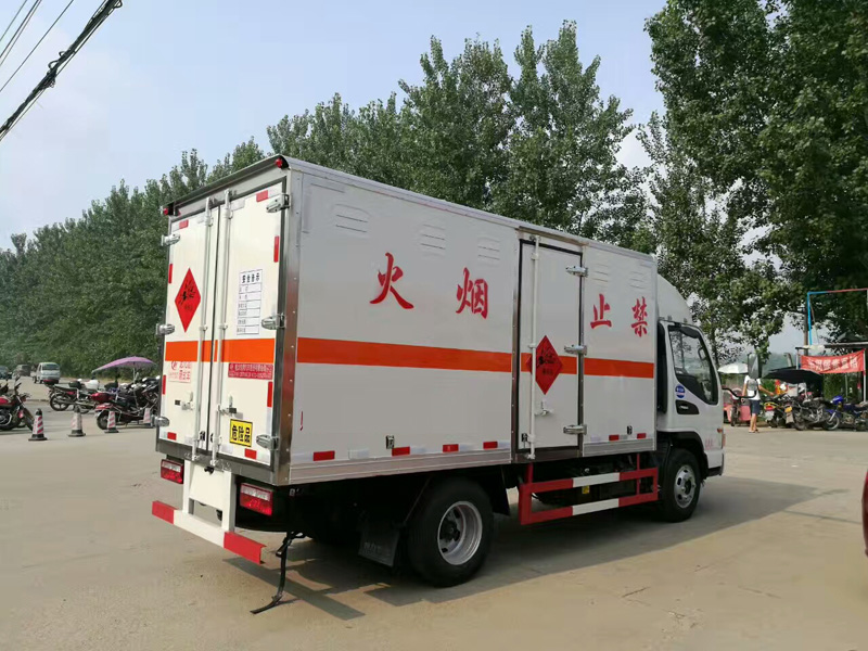 江淮4米2(3.5噸)爆破器材車