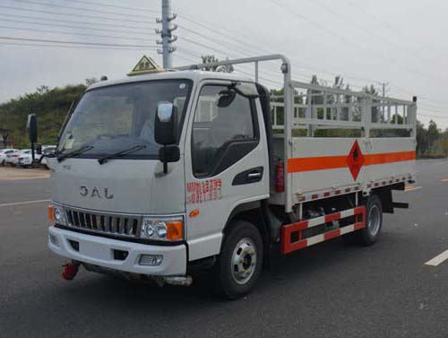 江淮駿鈴4.1米(額載3.8噸)氣瓶車