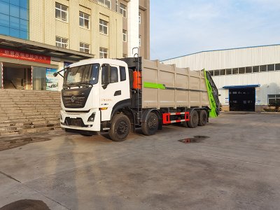 38-40方前四后八壓縮垃圾車