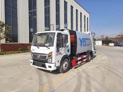 3308軸距新款7-8方壓縮垃圾車