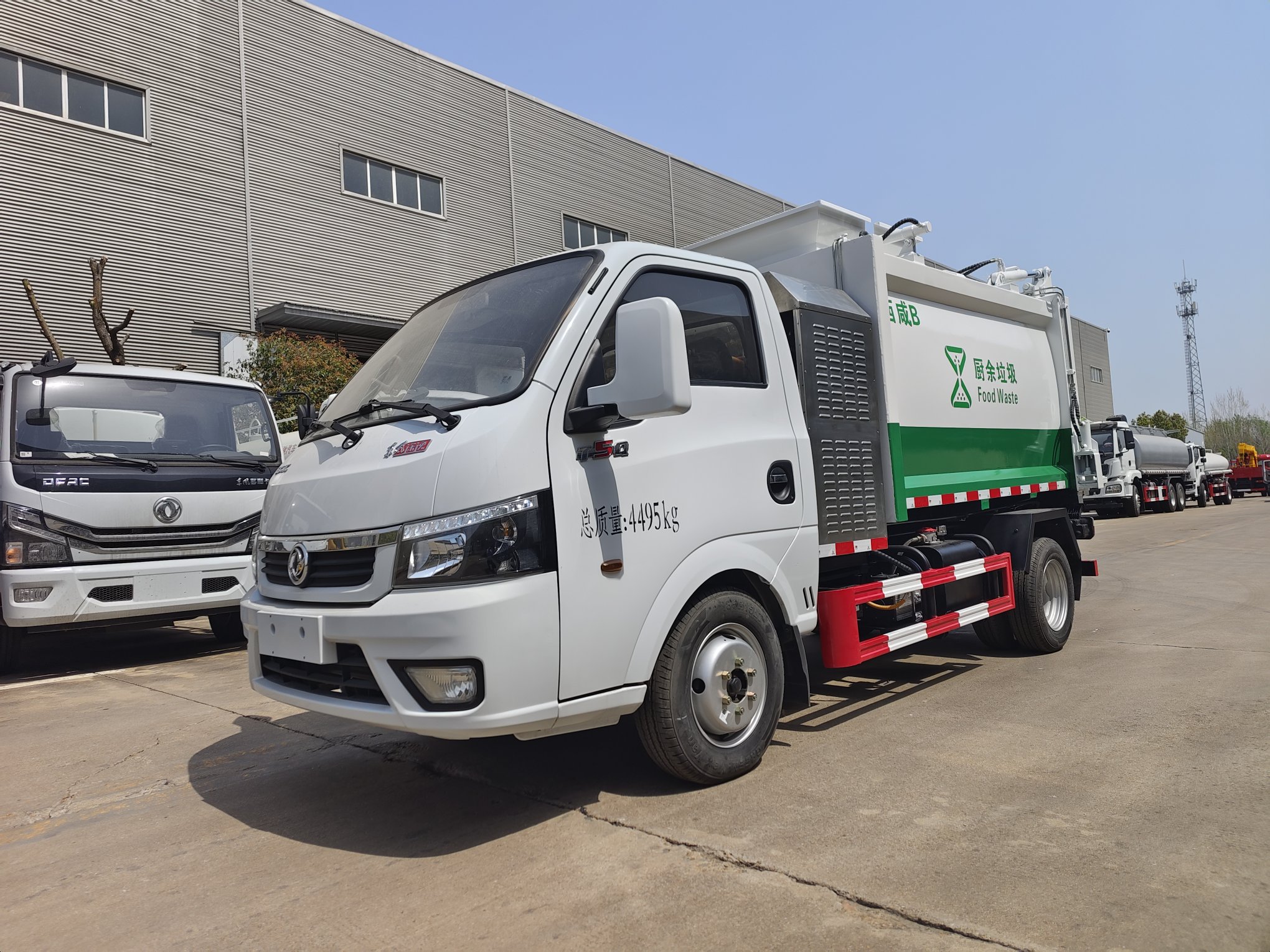 東風(fēng)途逸4m3純電動(dòng)餐廚垃圾車