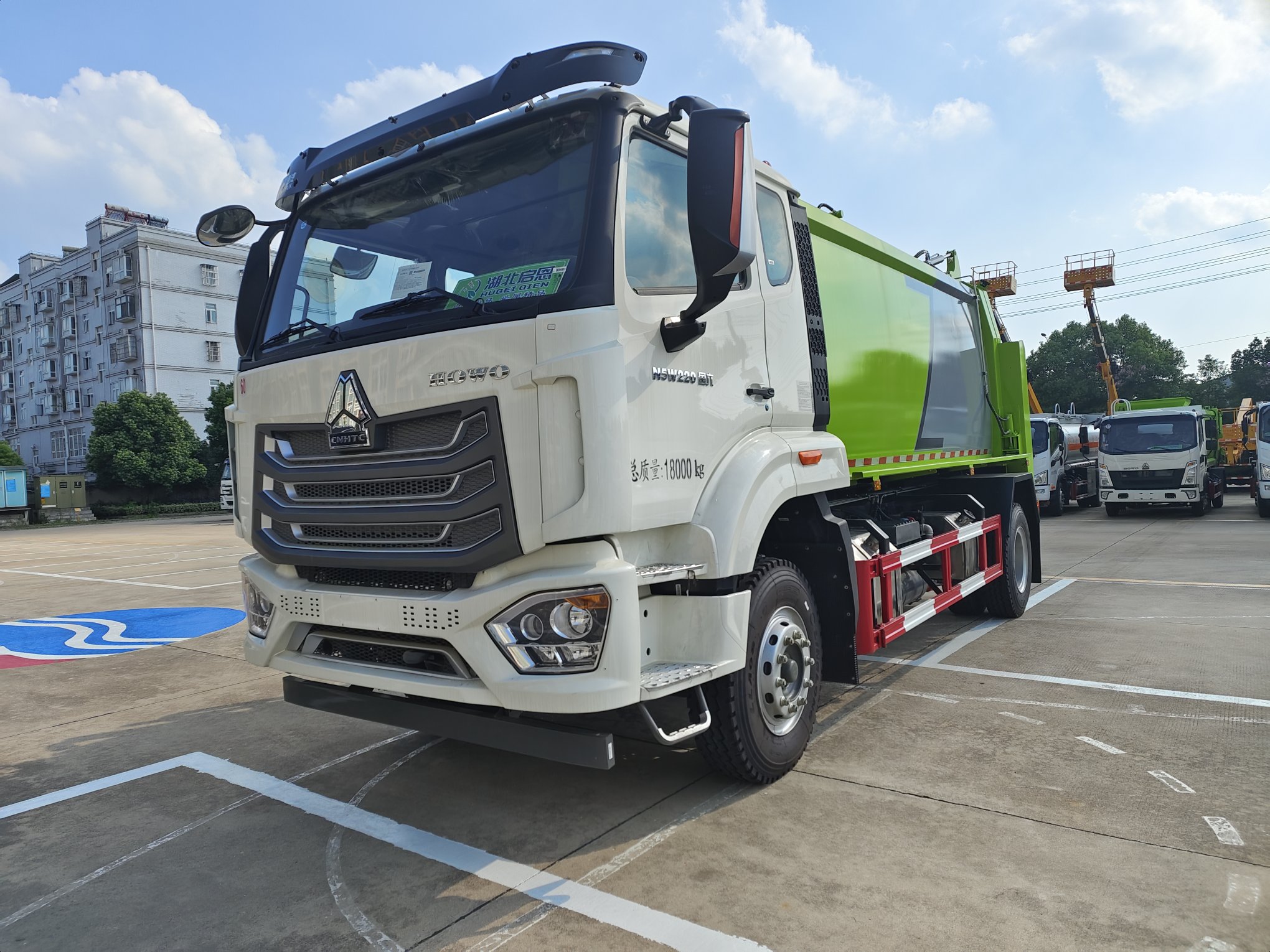 重汽豪沃14m3餐廚垃圾車